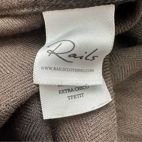 Rails Hunter Tie Dye Herringbone Button Down Shirt in Olive Black Waves size XS - Picture 11 of 16